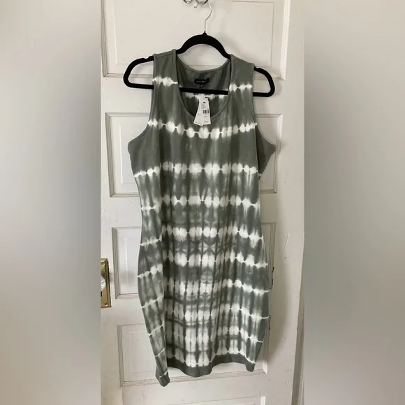 NWT Lane Bryant Fitted Flare Dress 18/20 - Picture 1 of 4